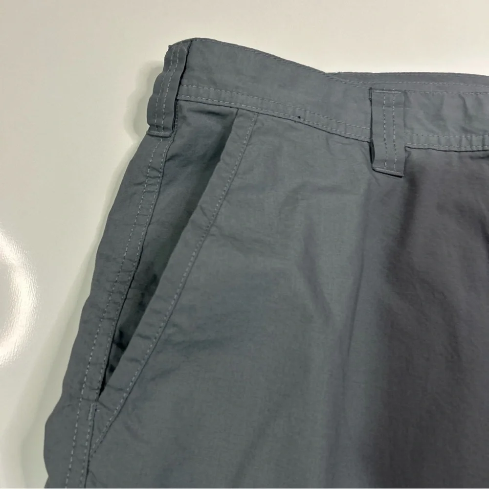 NEW Columbia Cotton Shorts Men’s 40 Gray Blue Casual Classic Outdoors NWT